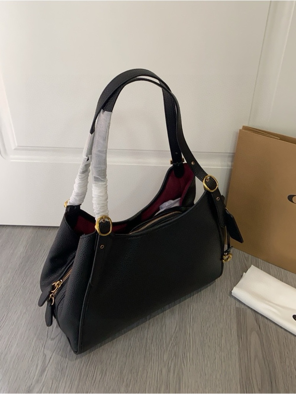 Coach Bella Medium Leather Shoulder Bag In Black - Picture 3 of 8